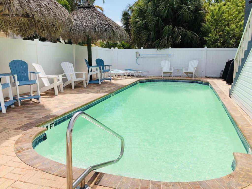 Amazing Beach Getaway Pool Condo By The Beach Bradenton Beach Exterior foto